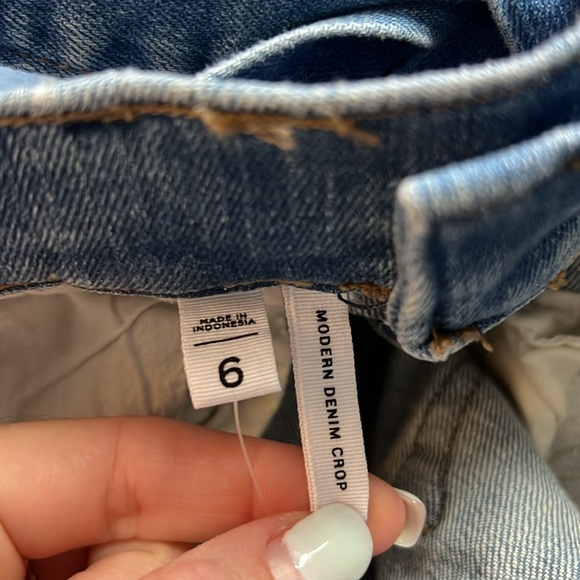 NWT Loft Outlet Modern Denim Crop Jeans- 6 - Picture 7 of 7
